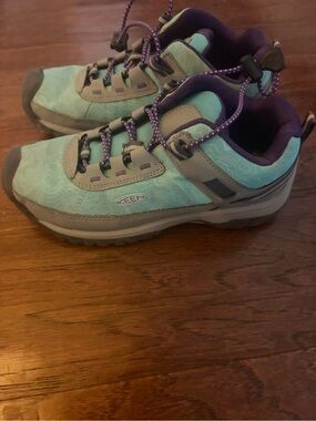 Keen Kids Aqua and Purple Water Shoes